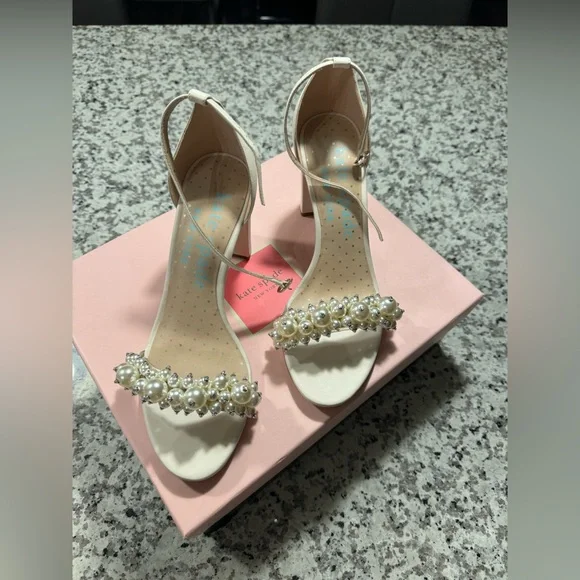Kate Spade ♠️ Rosa Pearl leather Heels. - Picture 9 of 17